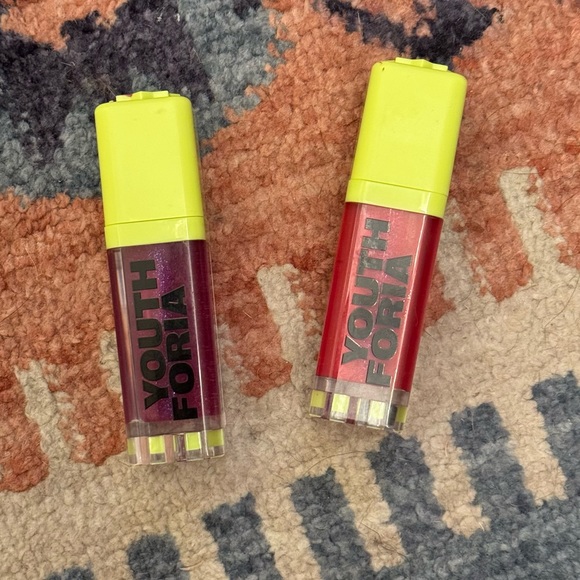 YouthForia Other - YOUTHFORIA // Dewy Gloss 01 Sound Stage and 08 Make Some Noise